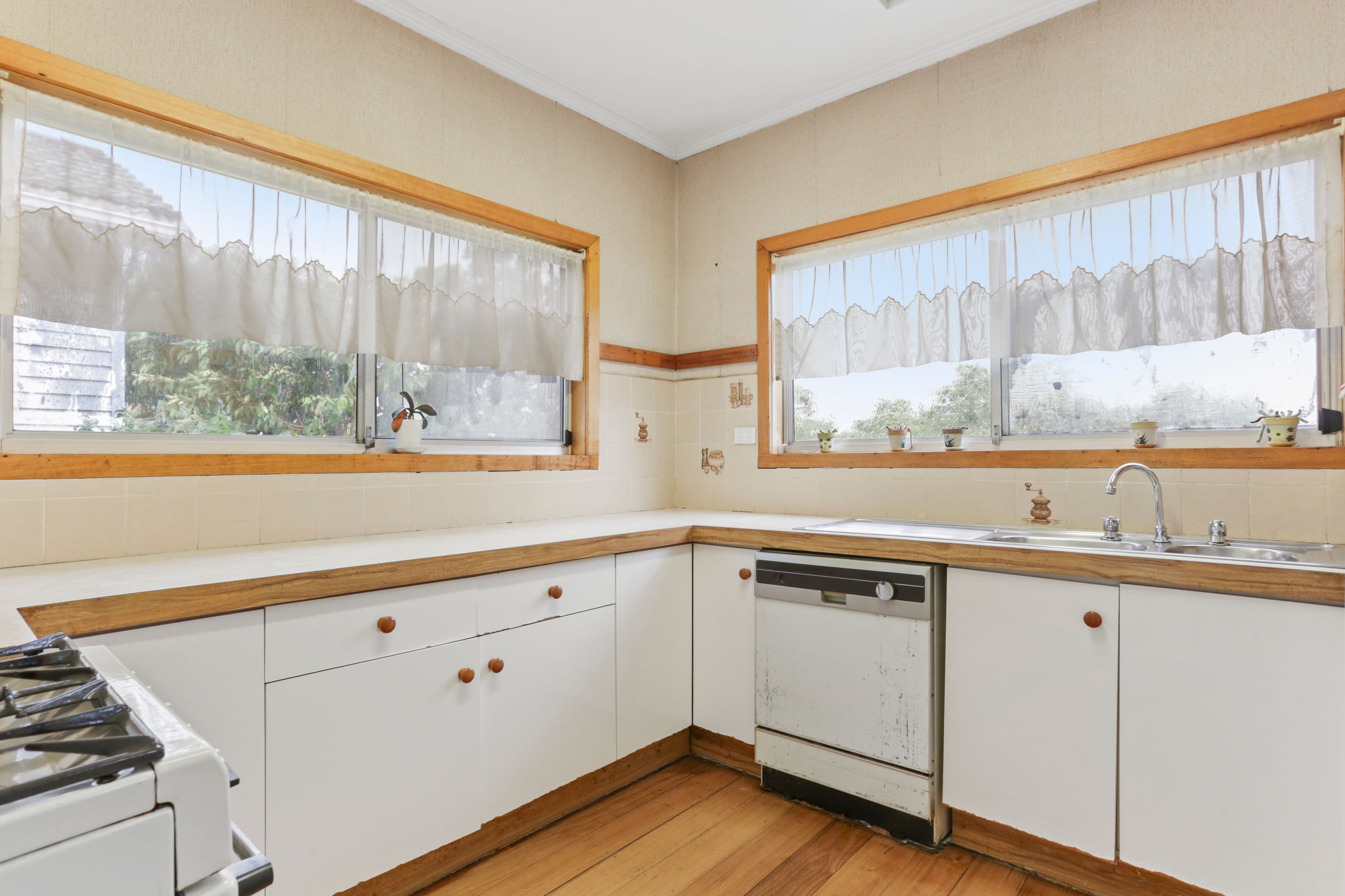 10 Ellt Crescent, Noble Park VIC 3174, Noble Park - Thumbnail 7