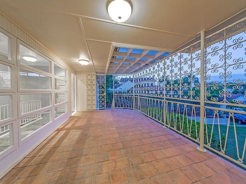 15 Springleigh Street, COORPAROO QLD 4151, Coorparoo - Thumbnail 4