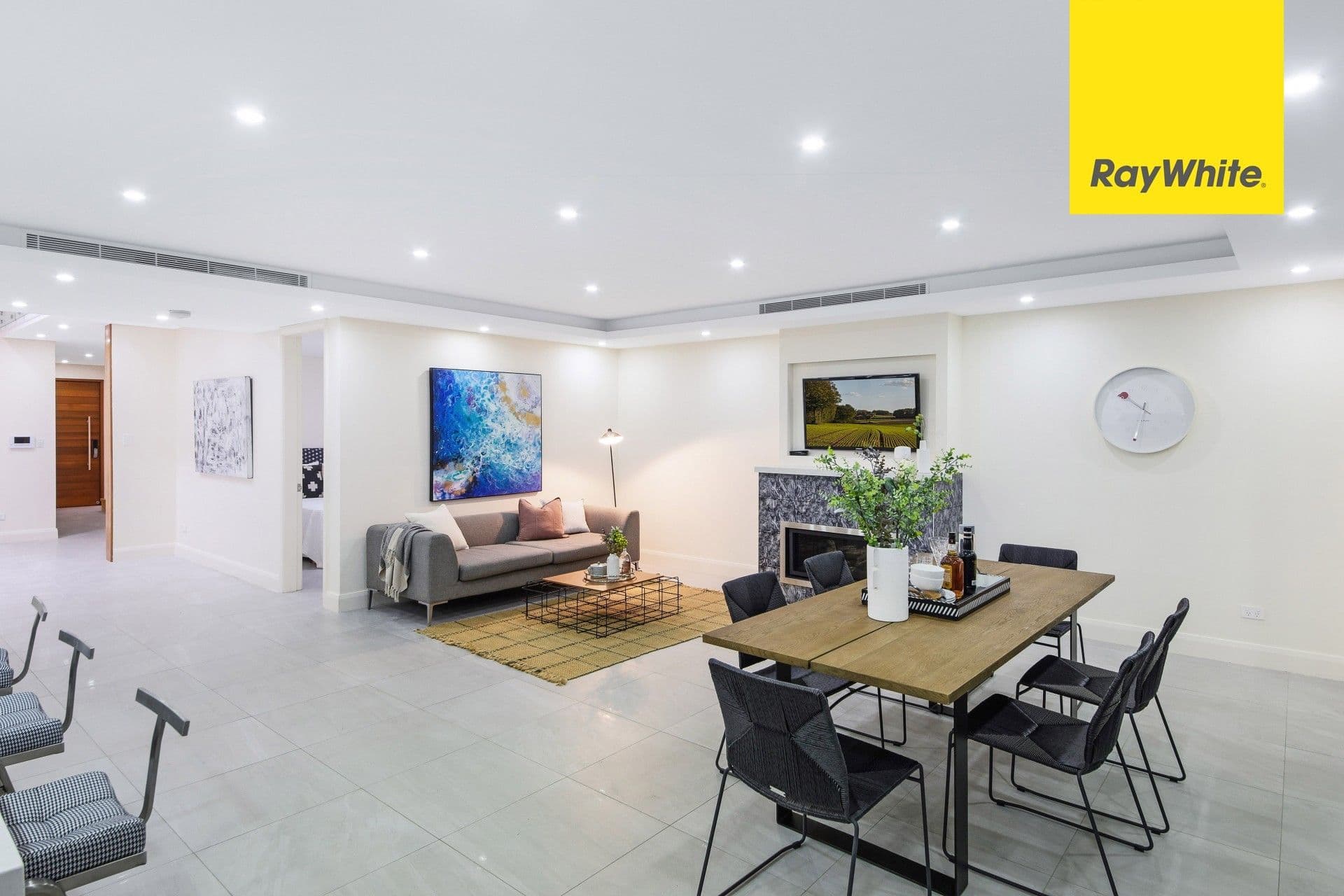 40 Vivienne Street, Kingsgrove NSW 2208, Kingsgrove - Thumbnail 5