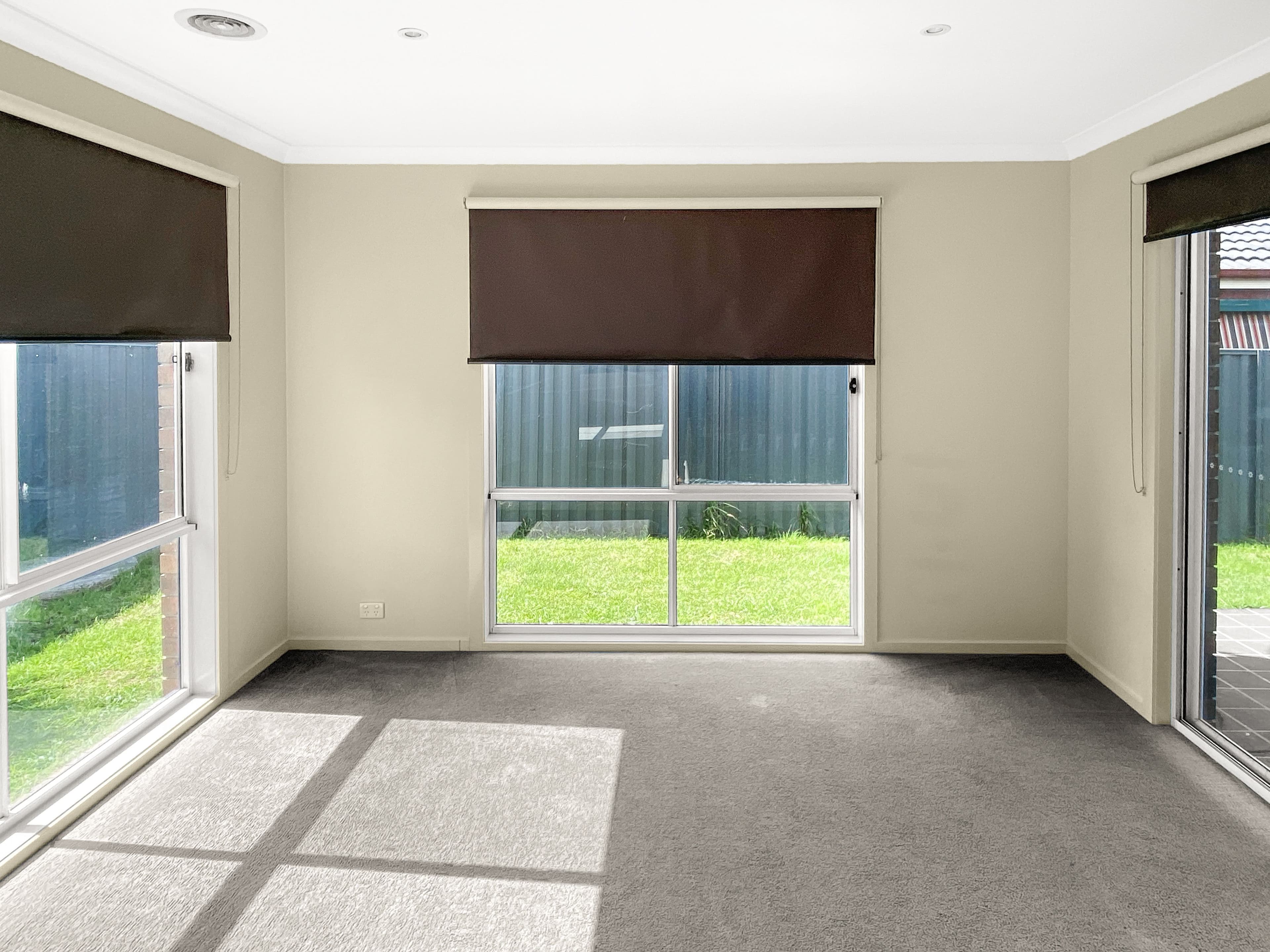 18 Walnut Way, Pakenham VIC 3810, Pakenham - Thumbnail 5