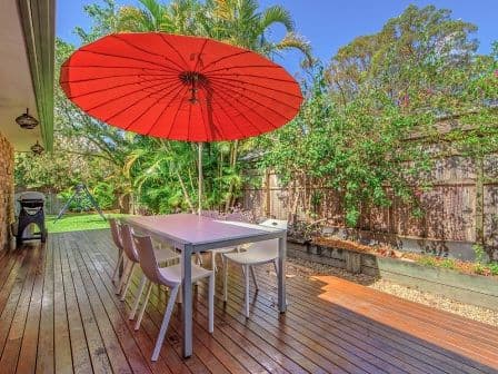109 Bamboo Avenue, BENOWA QLD 4217, Benowa - Thumbnail 2