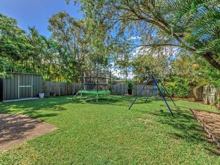 109 Bamboo Avenue, BENOWA QLD 4217, Benowa - Thumbnail 4