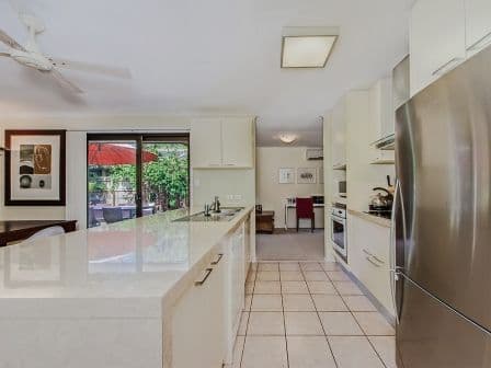 109 Bamboo Avenue, BENOWA QLD 4217, Benowa - Thumbnail 7
