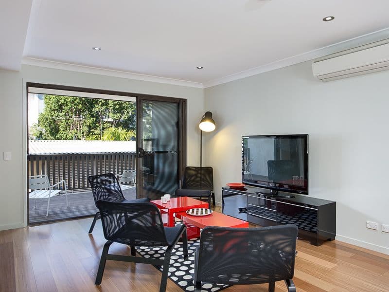 11 Norman Street, ANNERLEY QLD 4103, Annerley - Thumbnail 4