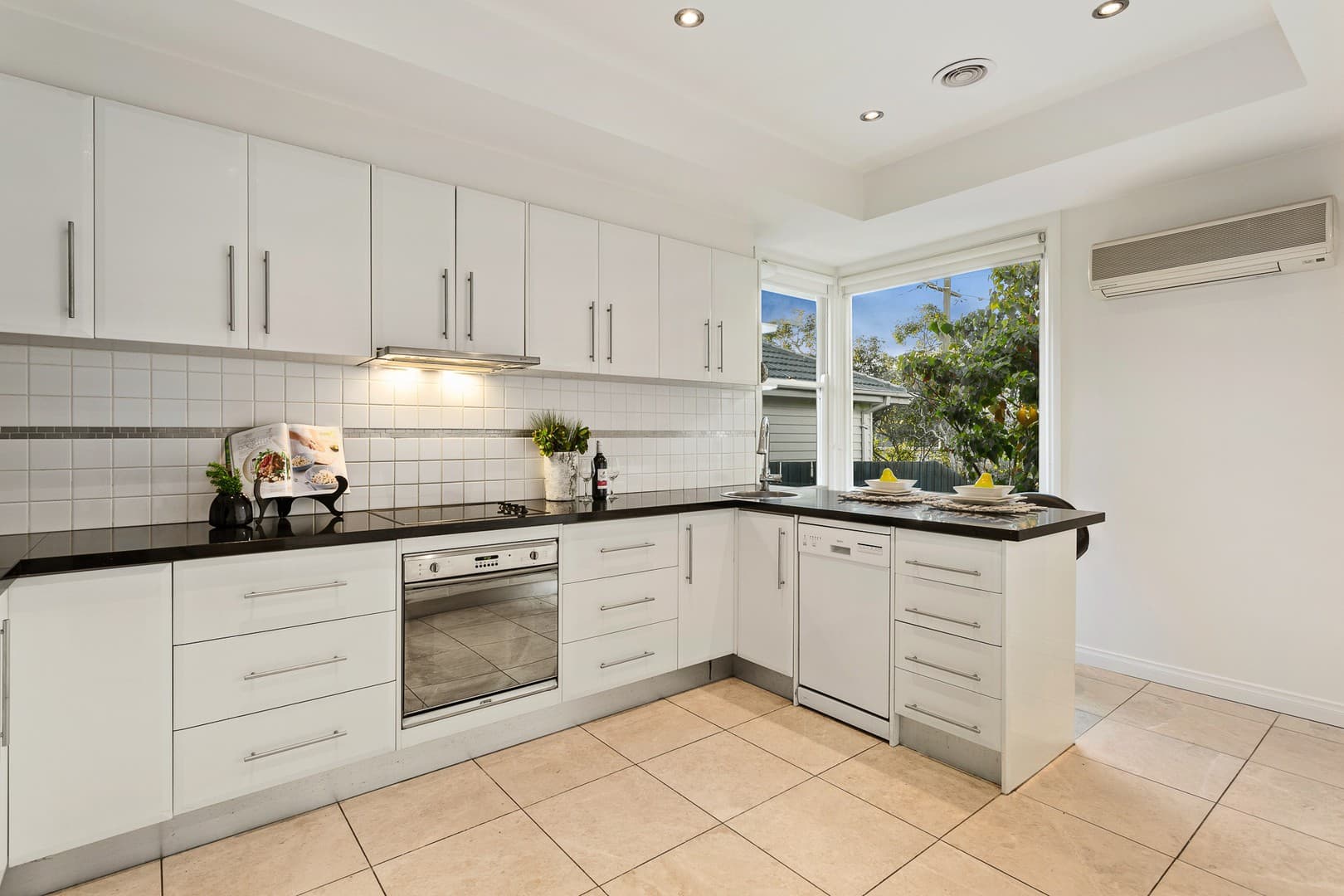 18 Massey StreetBox Hill South, VIC 3128, Box Hill South - Thumbnail 4