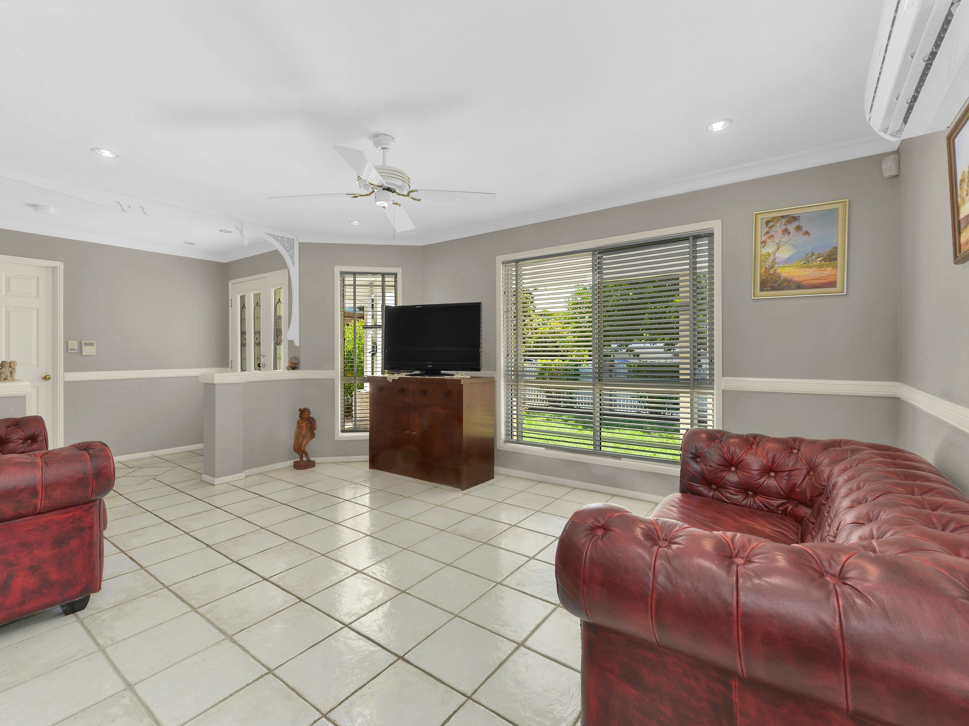 28 Avalon Grove, Ringwood North - Thumbnail 2