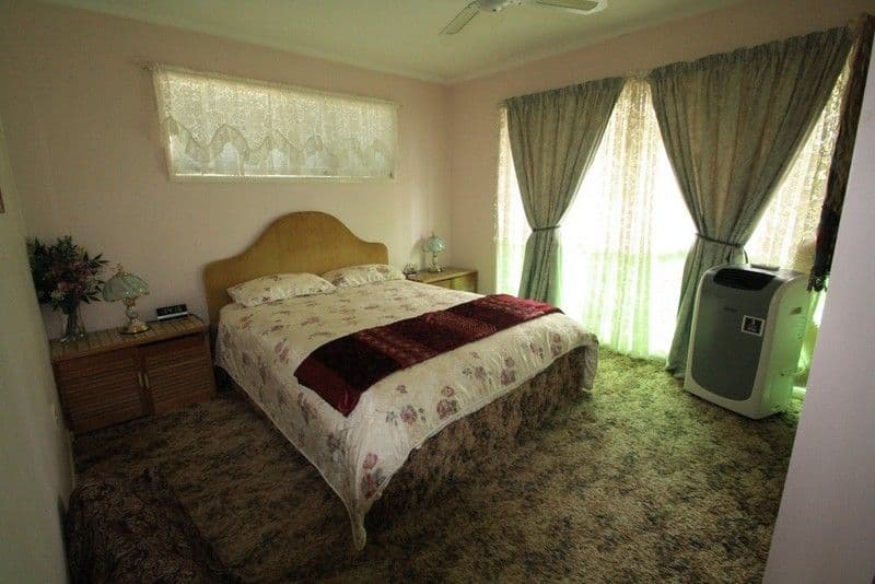 50 Lobelia Avenue, DAISY HILL QLD 4127, Daisy Hill - Thumbnail 7