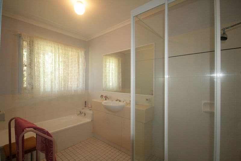37 Willunga Place, MERRIMAC QLD 4226, Merrimac - Thumbnail 5