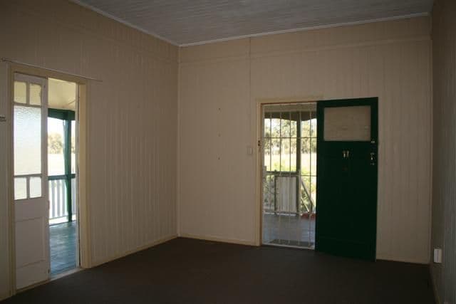 11 Garden Street, YULEBA QLD 4427, Yuleba - Thumbnail 3