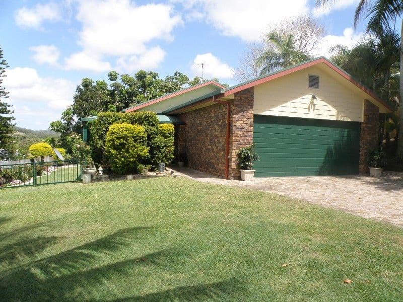31 Murrays Road, GLENELLA QLD 4740, Glenella - Image 1