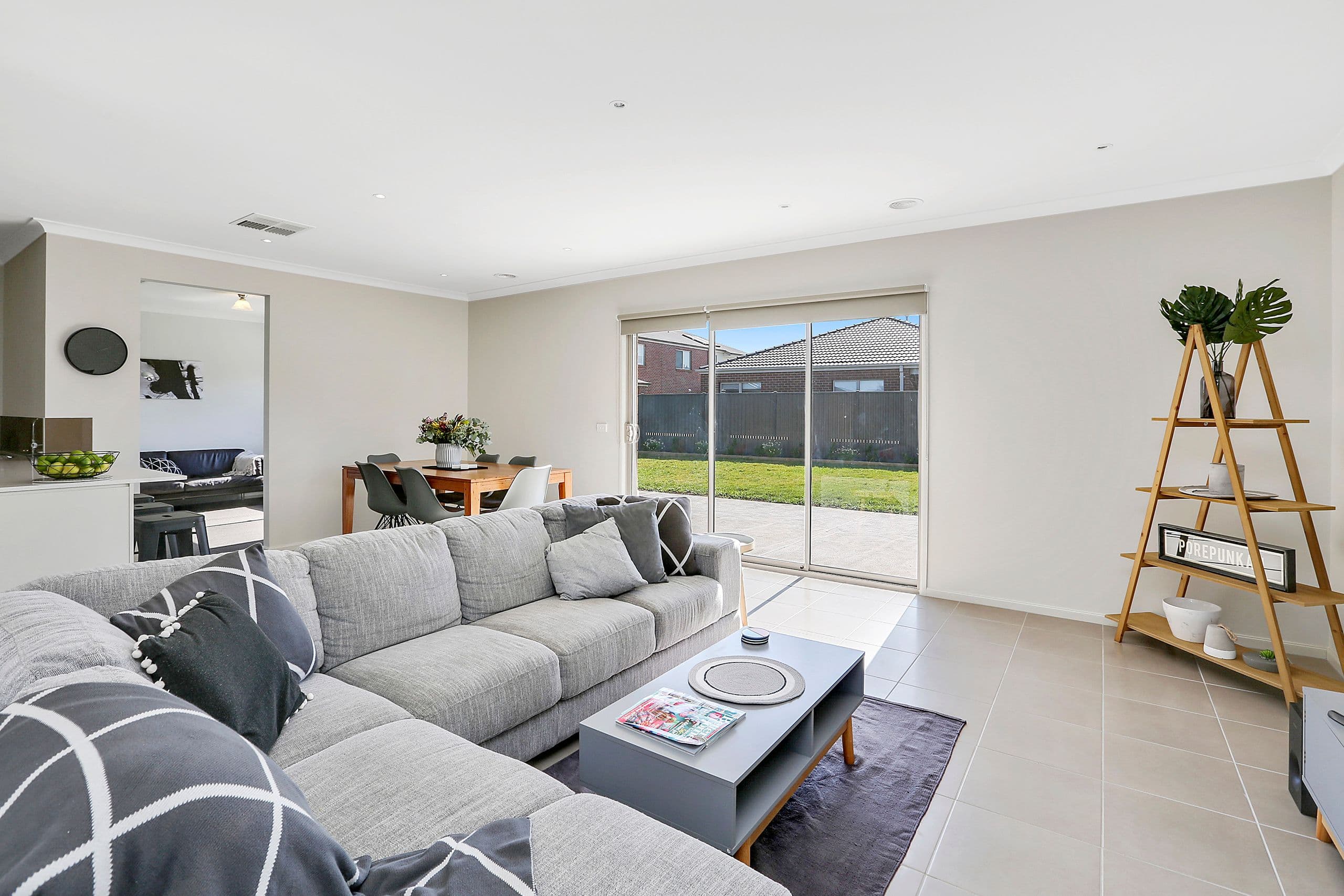 75 Eastlakes Boulevard, Lara VIC 3212, Lara - Thumbnail 5