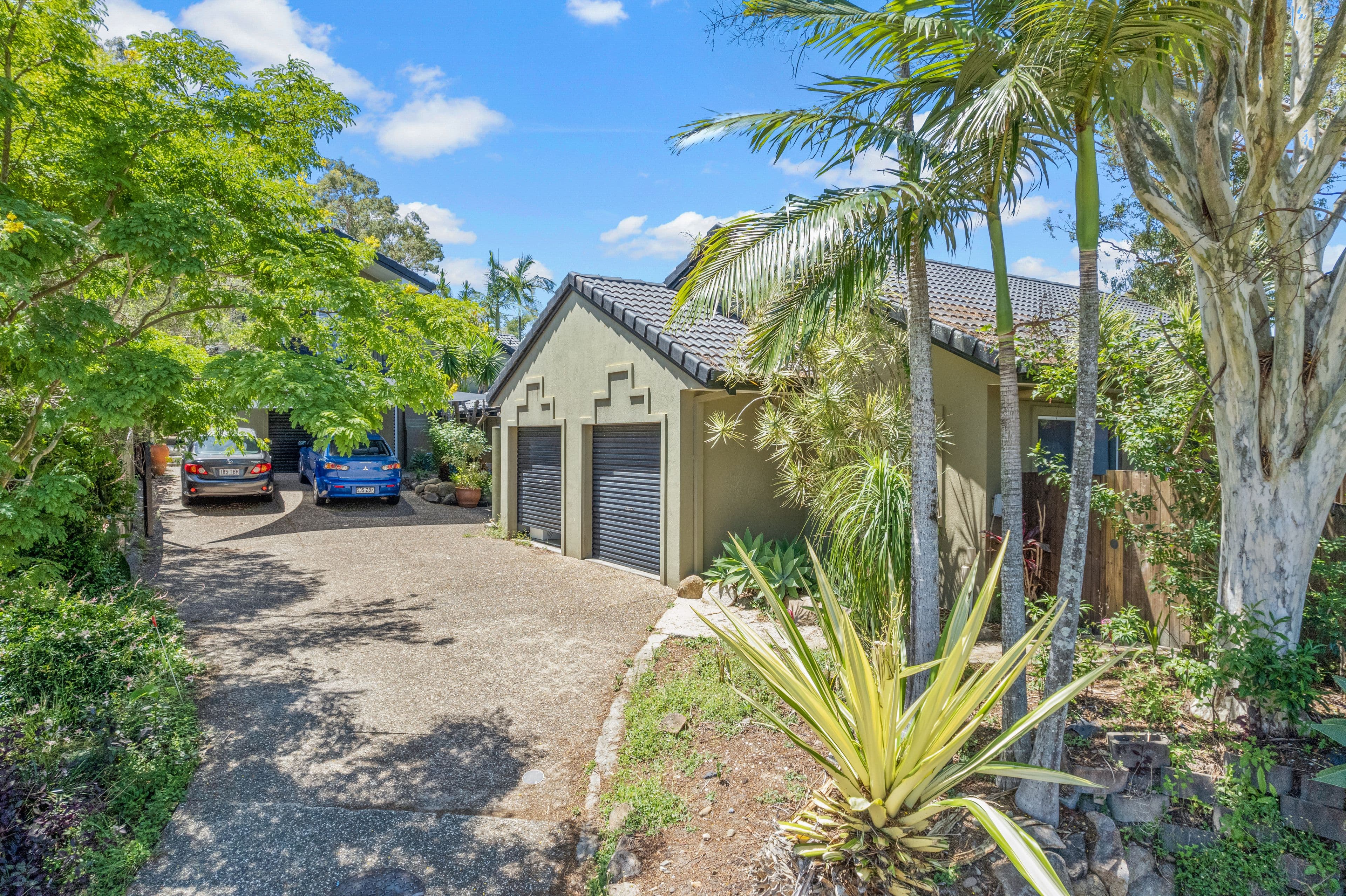 28 Edgeworth Place, Helensvale QLD 4212, Helensvale - Thumbnail 2
