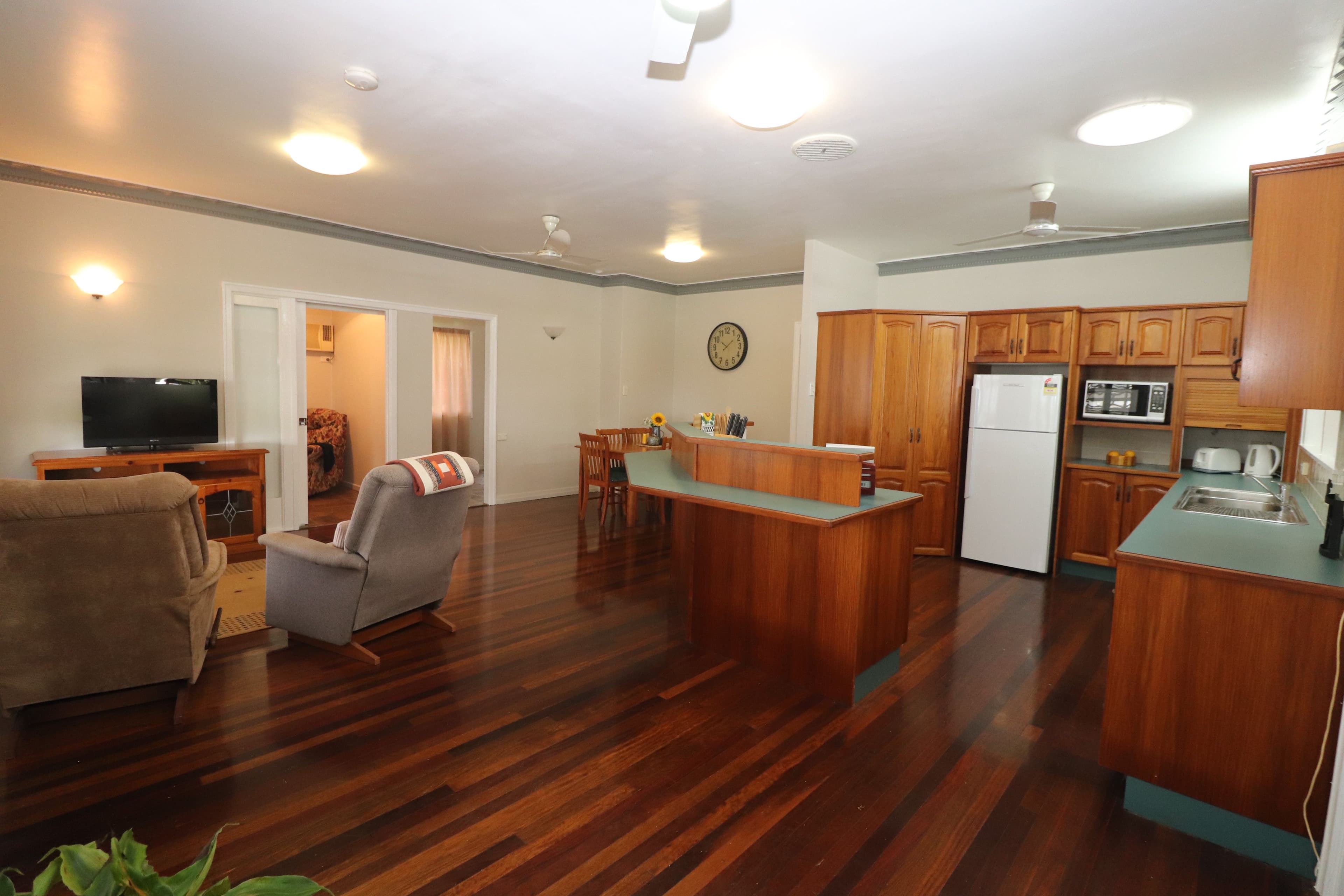 10 Burke Street, Ingham QLD 4850, Ingham - Thumbnail 6