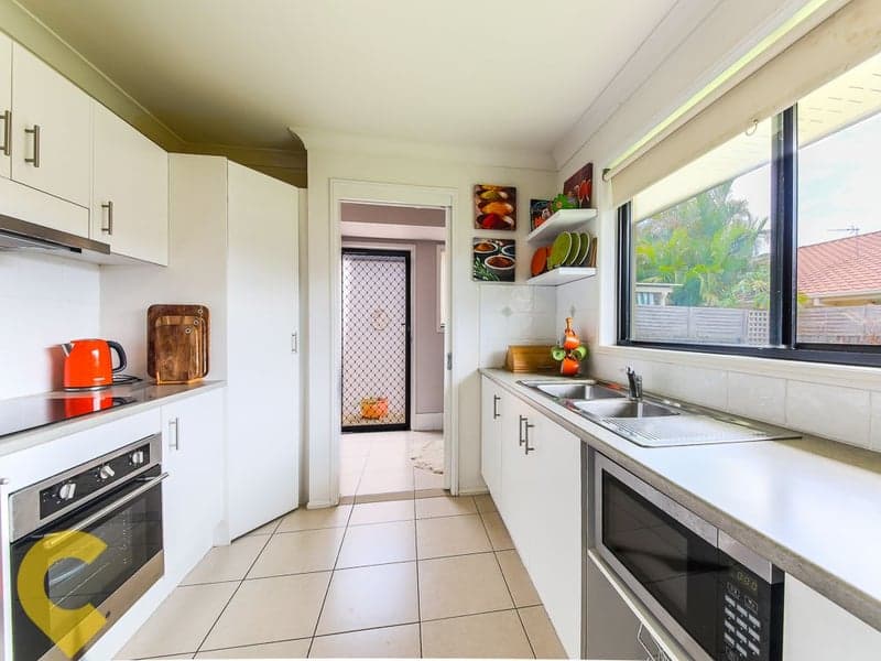 2 Anaheim Drive, Helensvale - Thumbnail 2