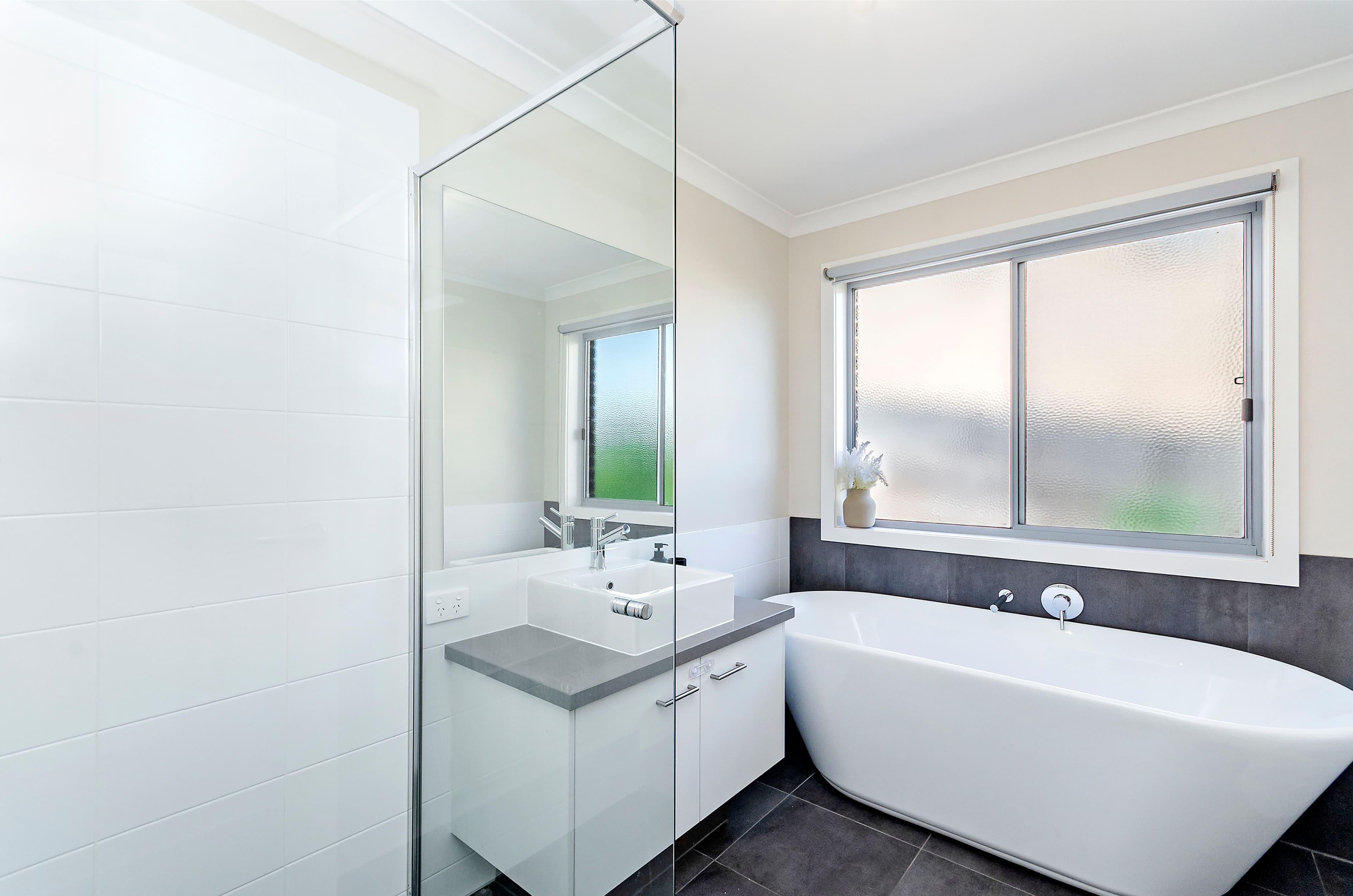 16 Renoir Drive, Warrnambool VIC 3280, Warrnambool - Thumbnail 7