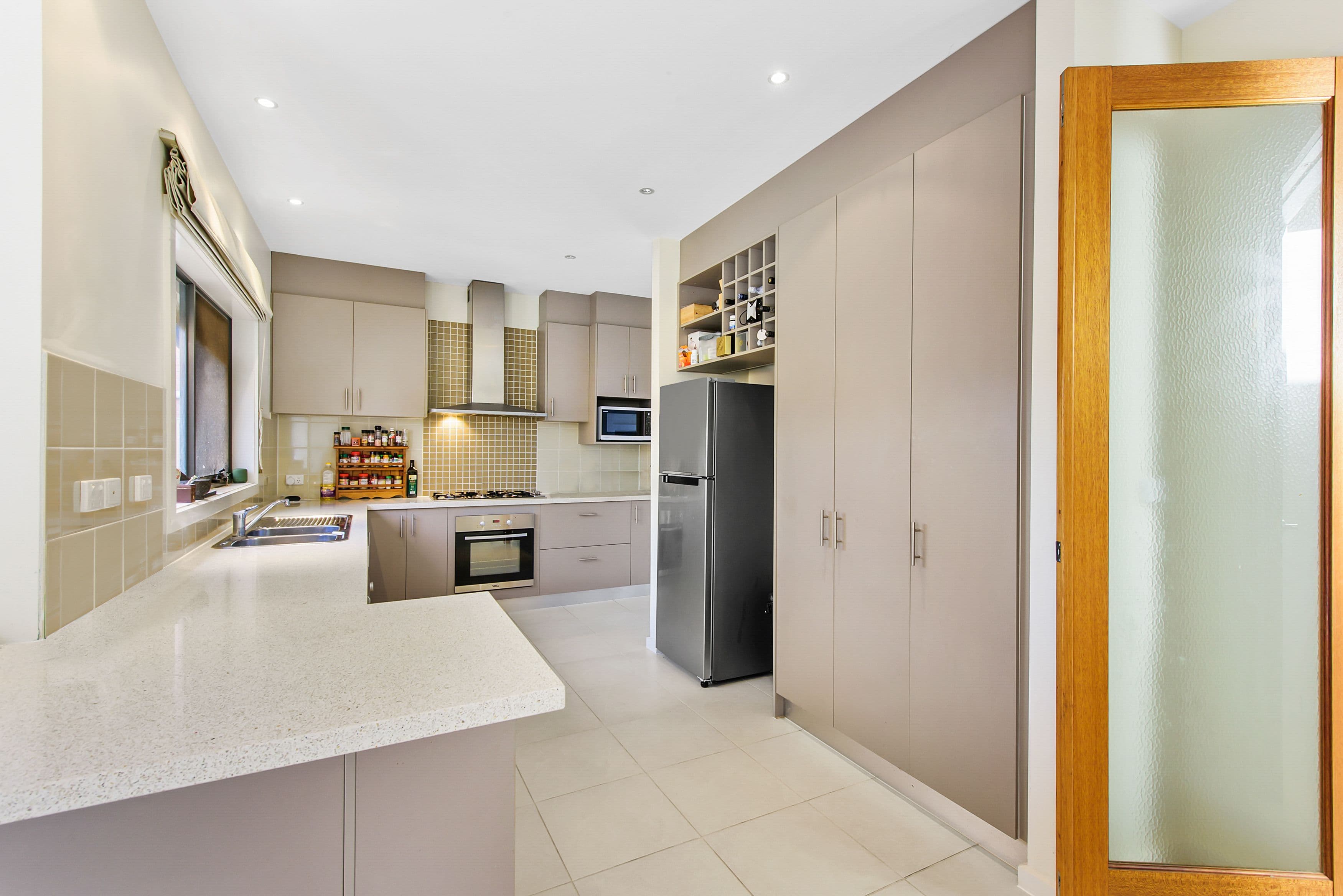 21 Cairn Curran Terrace, Caroline Springs VIC 3023, Caroline Springs - Thumbnail 2