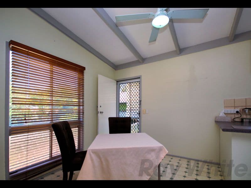 22 James Street, Bundamba QLD 4304, Bundamba - Thumbnail 5