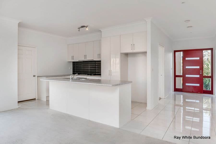 30 Dargo Crescent, Doreen VIC 3754, Doreen - Thumbnail 2