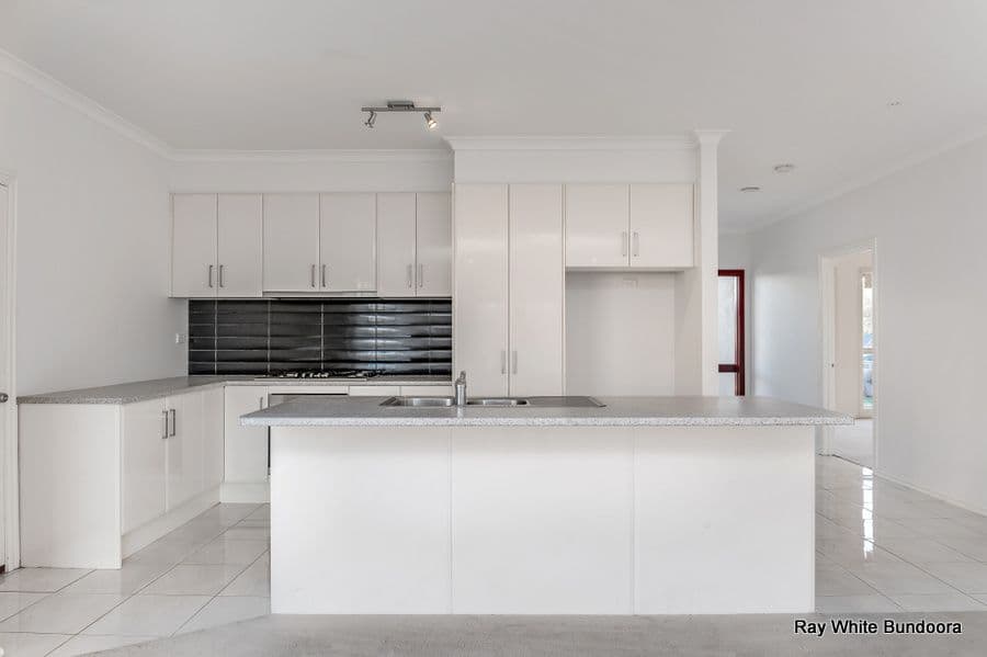 30 Dargo Crescent, Doreen VIC 3754, Doreen - Thumbnail 3