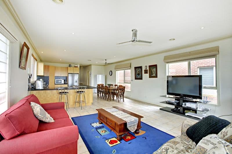 33a Rainer Street, PASCOE VALE SOUTH VIC 3044, Pascoe Vale South - Thumbnail 3