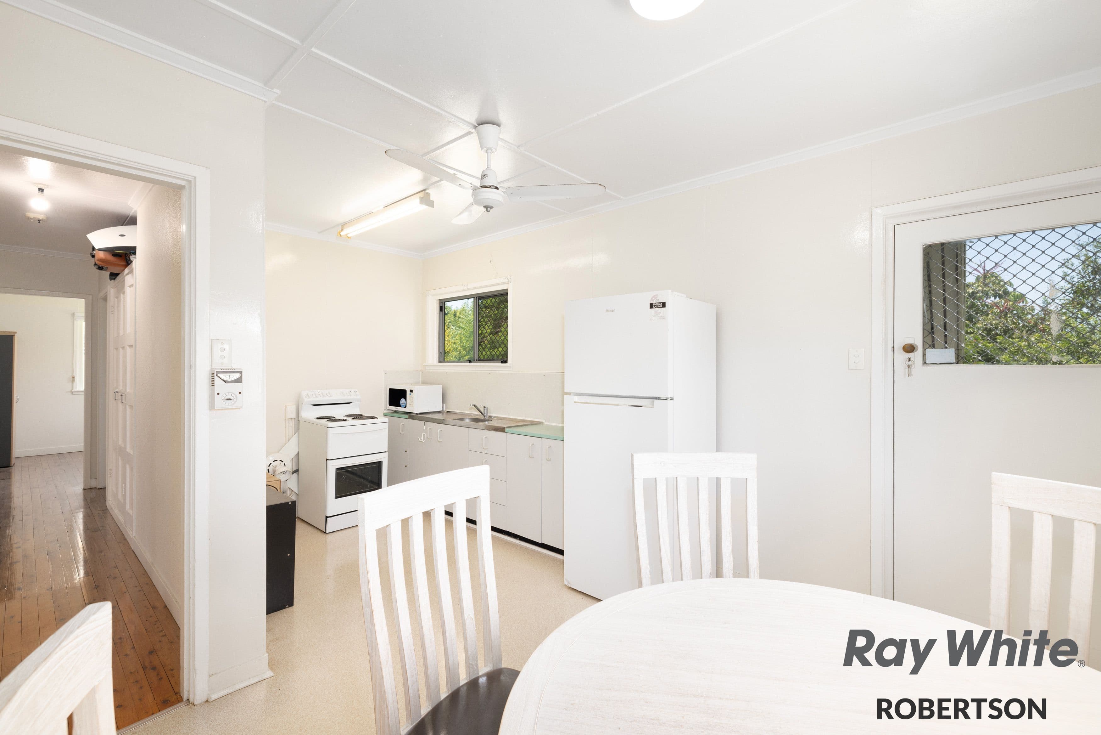 14 Aldershot Street, Sunnybank QLD 4109, Sunnybank - Thumbnail 6