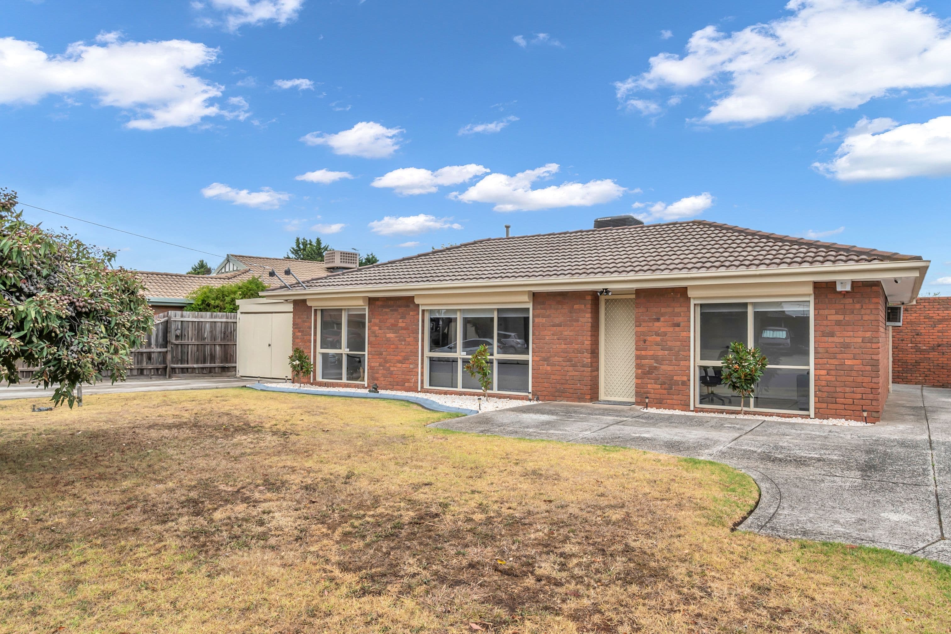 50 Rokeby Crescent, Craigieburn VIC 3064, Craigieburn - Thumbnail 2