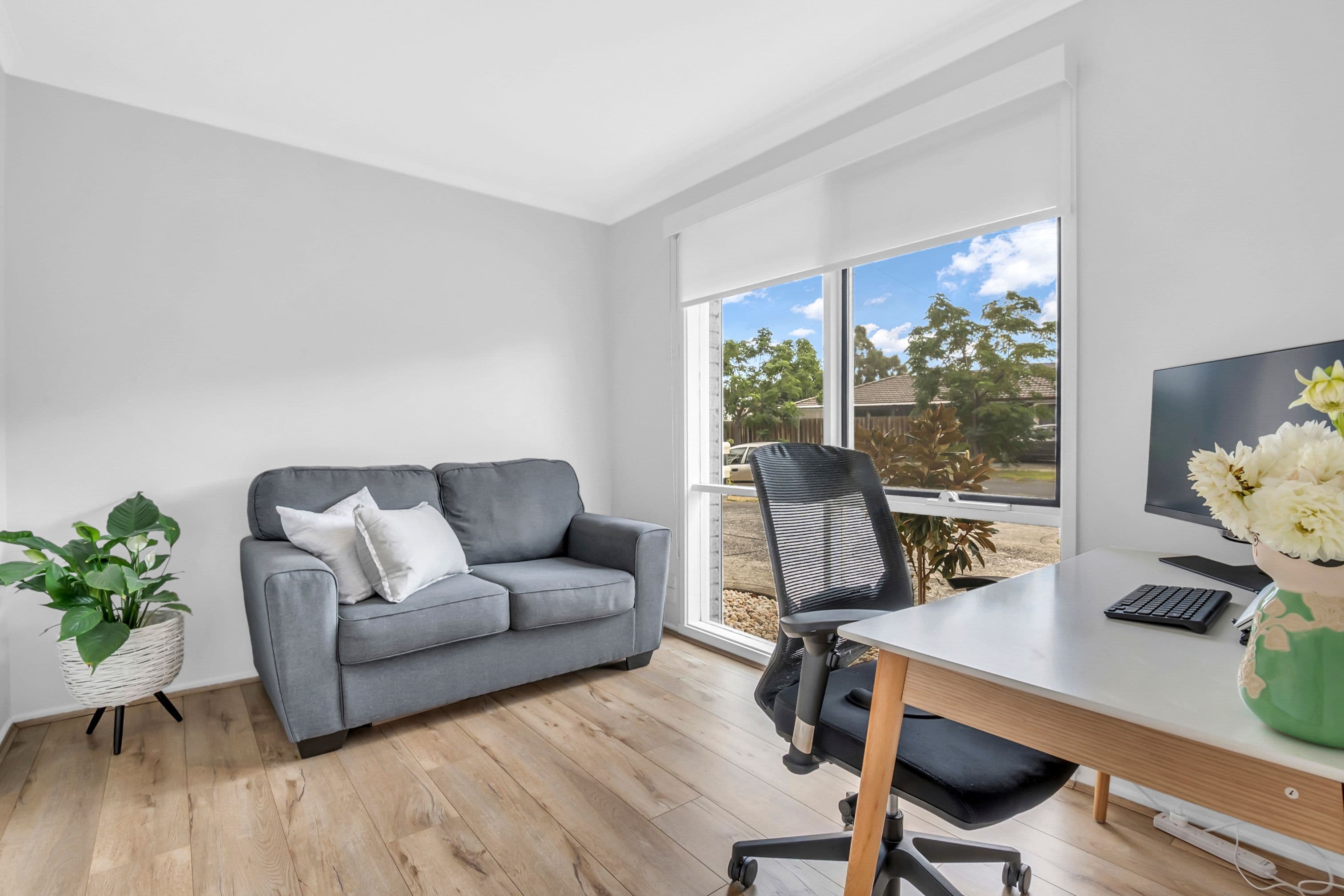 50 Rokeby Crescent, Craigieburn VIC 3064, Craigieburn - Thumbnail 4