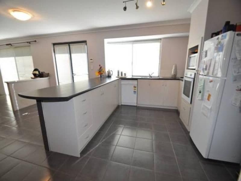 94 Hornibrook Road, DALYELLUP WA 6230, Dalyellup - Thumbnail 2