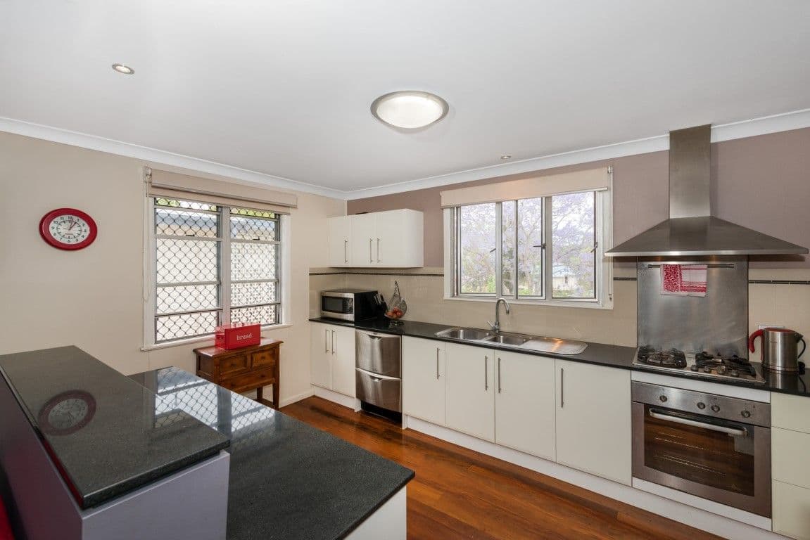 65 Gatton Street, MOUNT GRAVATT EAST QLD 4122, Mount Gravatt East - Thumbnail 3