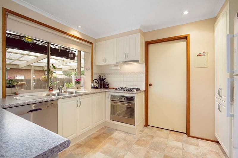 26 Tanner Street, GLEN WAVERLEY VIC 3150, Glen Waverley - Thumbnail 2