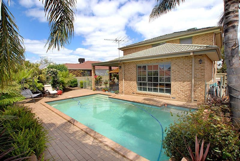 22 Naismith Court, Rowville VIC 3178, Rowville - Thumbnail 2