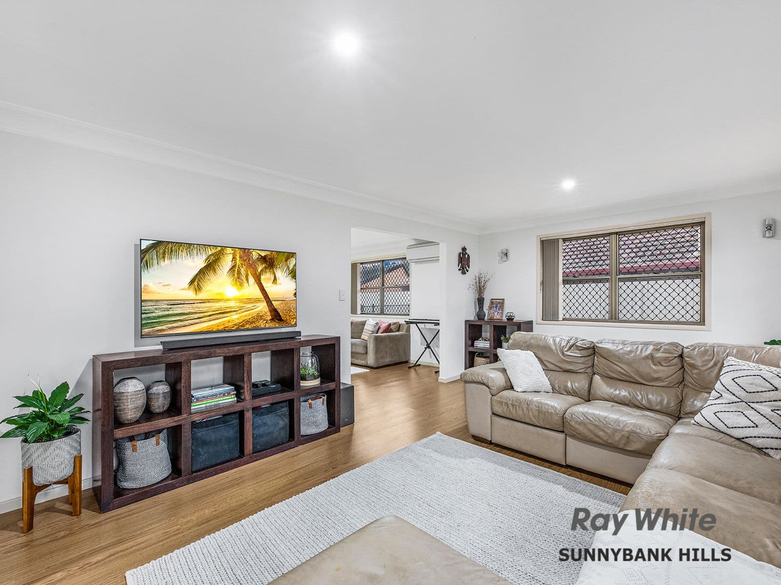 3 Brad Street, Eight Mile Plains QLD 4113, Eight Mile Plains - Thumbnail 2