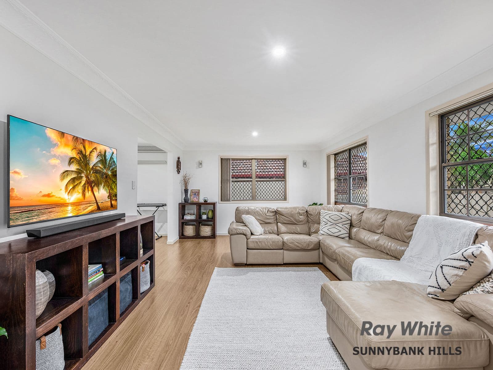 3 Brad Street, Eight Mile Plains QLD 4113, Eight Mile Plains - Thumbnail 3