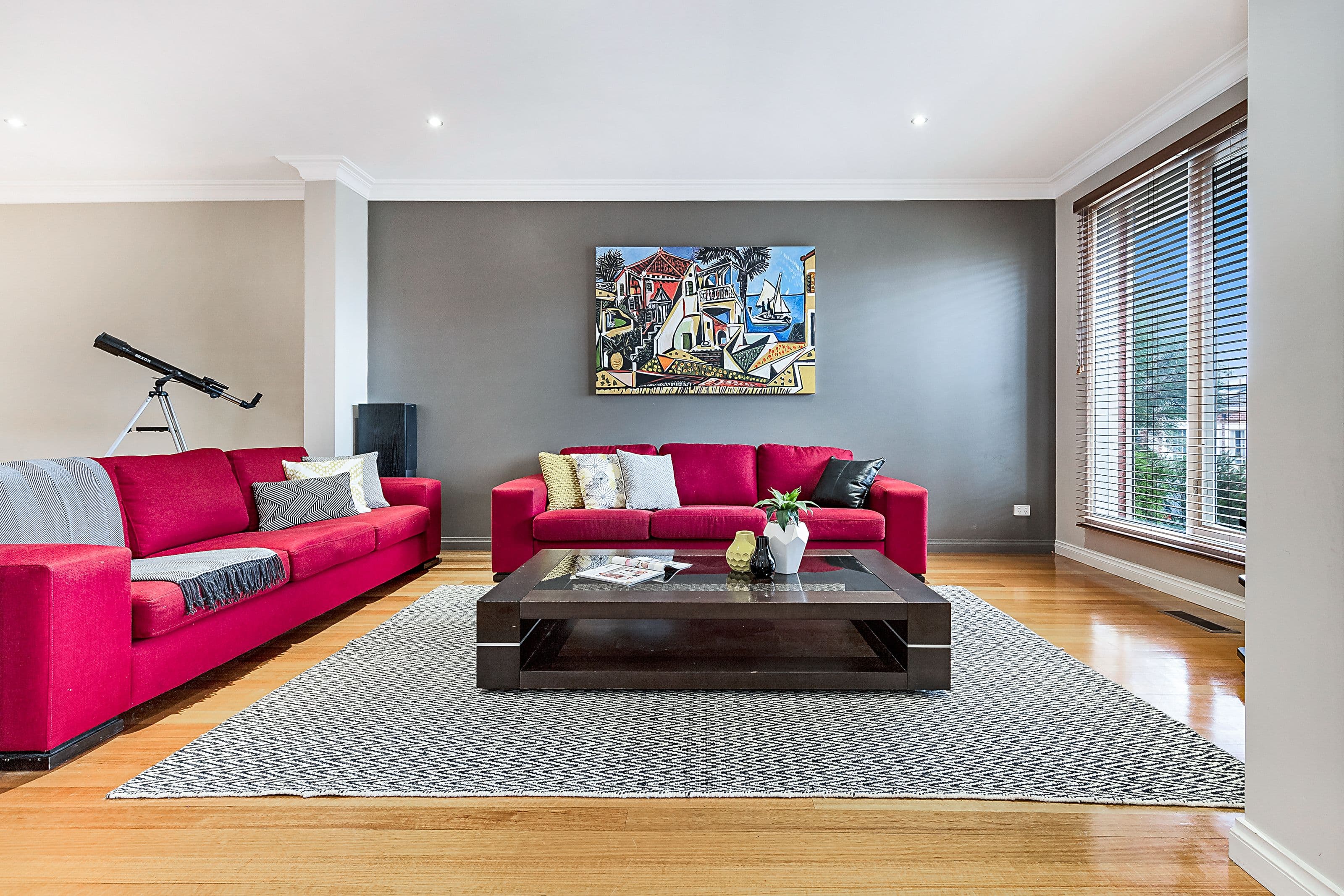 20 Therese Avenue, Mount Waverley VIC 3149, Mount Waverley - Thumbnail 2