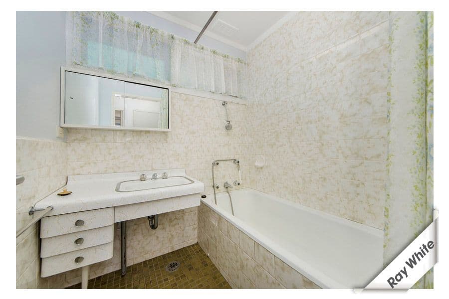 75 Monaro Crescent, GRIFFITH ACT 2603, Griffith - Thumbnail 7