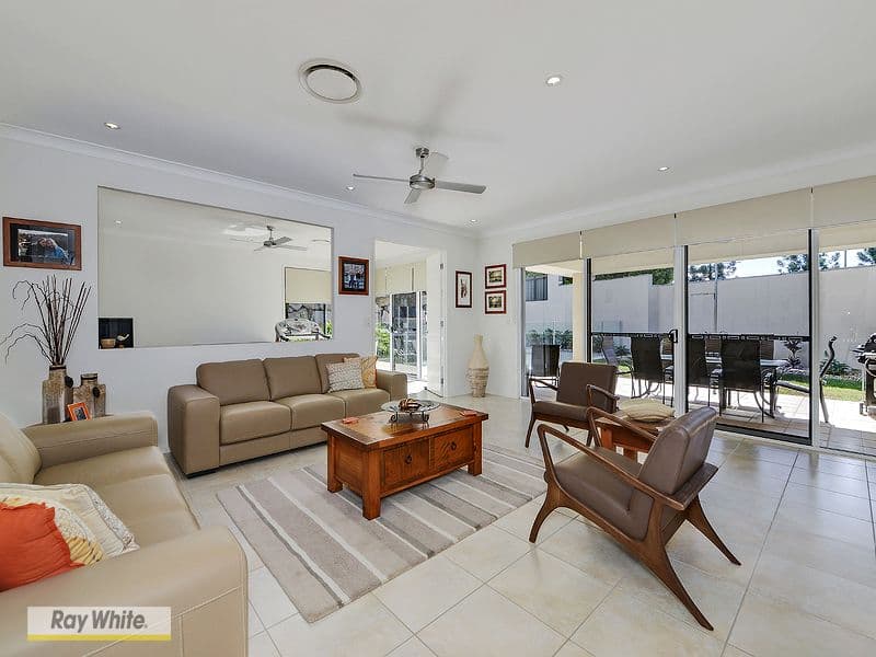 2 Nicklaus Parade, NORTH LAKES QLD 4509, North Lakes - Thumbnail 6