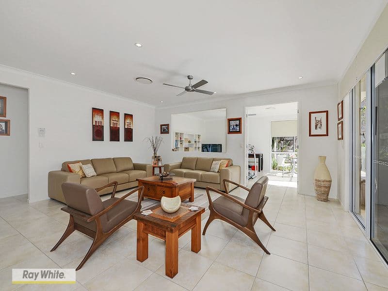 2 Nicklaus Parade, NORTH LAKES QLD 4509, North Lakes - Thumbnail 7