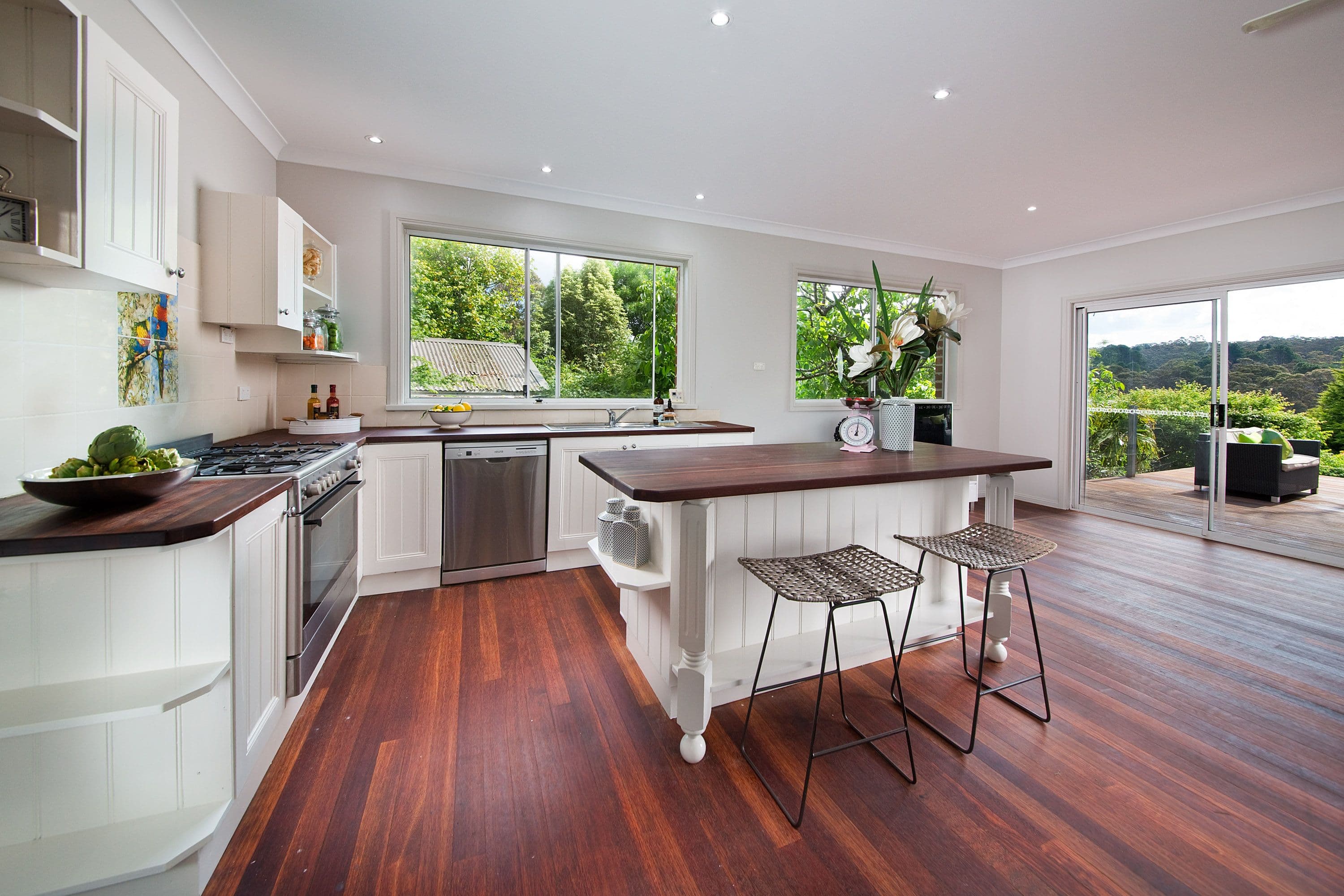 10 Thorpe Street, Katoomba - Thumbnail 2