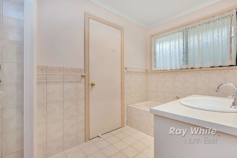 4 Treloar Avenue, Greenwith SA 5125, Greenwith - Thumbnail 6