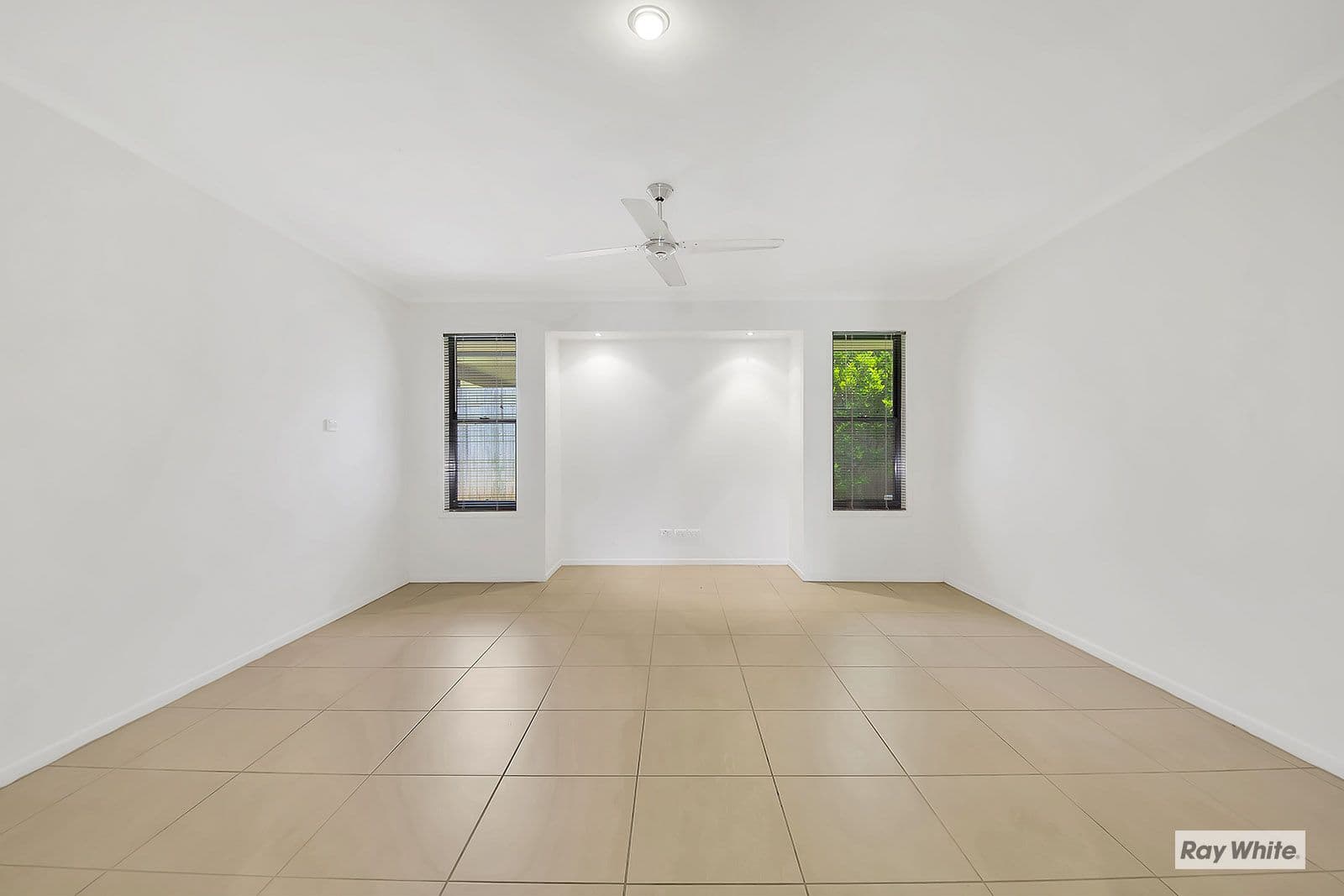 16 Lakeside Drive, Taroomball QLD 4703, Taroomball - Thumbnail 7