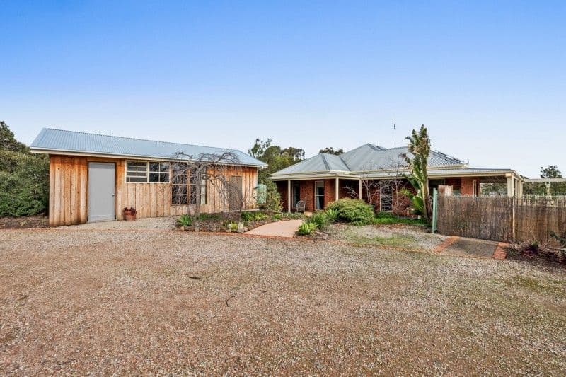 11 Glenbrae Court, Bannockburn VIC 3331, Bannockburn - Thumbnail 3