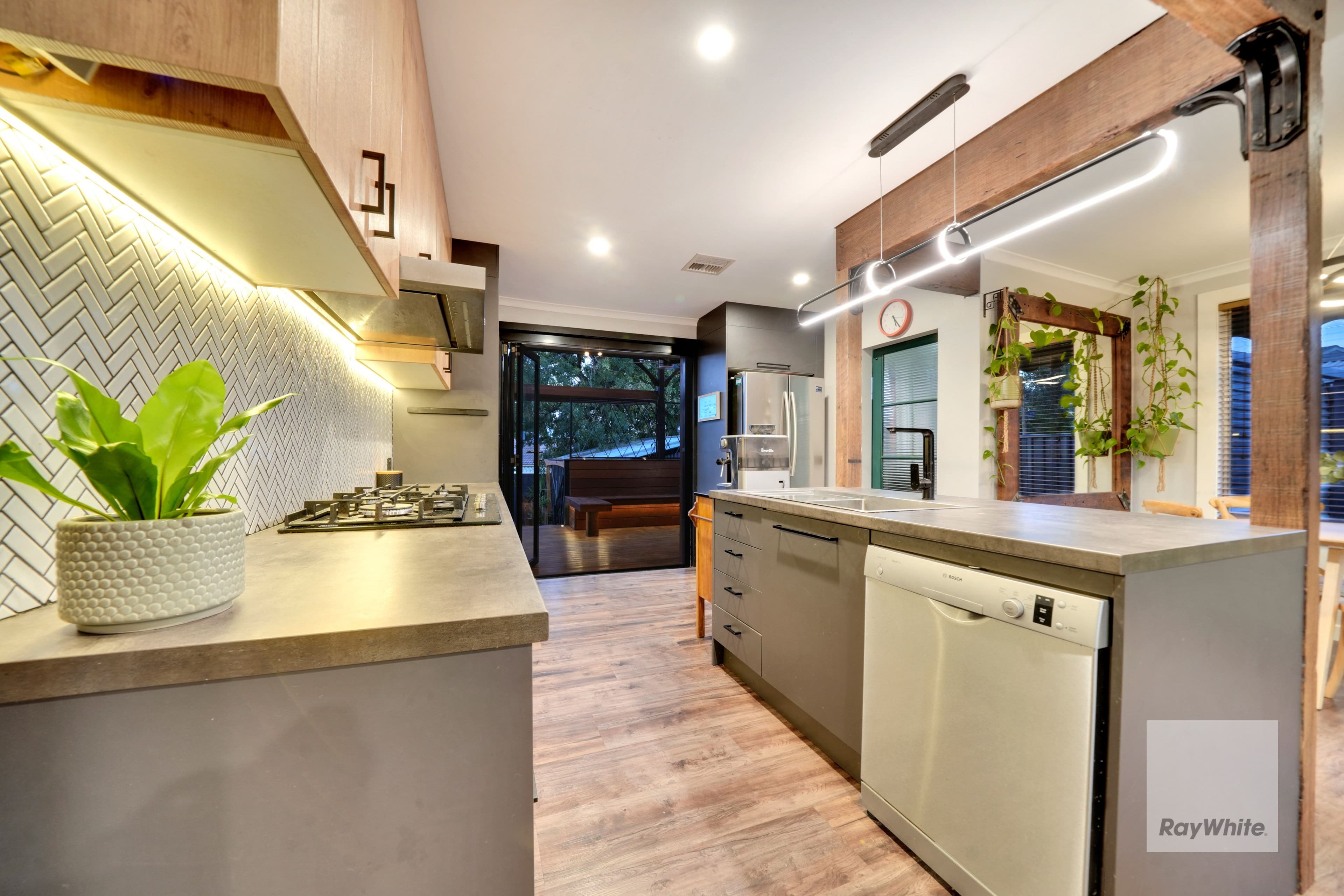 5 Bunbury Court, Gladstone Park VIC 3043, Gladstone Park - Thumbnail 6