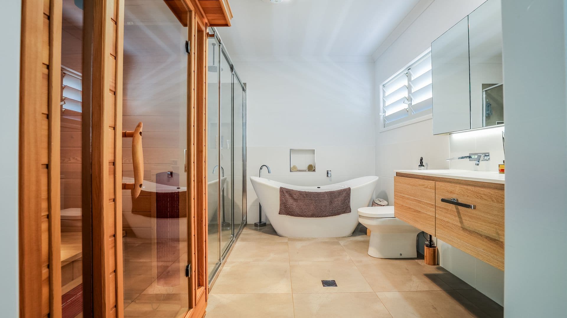 4 Murray Hilton Close, Agnes Water QLD 4677, Agnes Water - Thumbnail 4