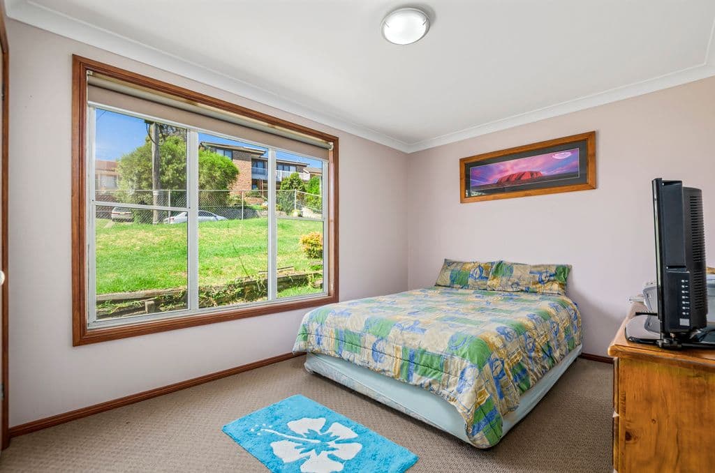 20 Wybalena Avenue, Koonawarra - Thumbnail 3