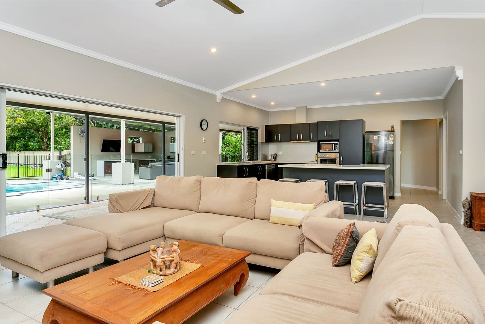 21-23 South Ellison Street, Clifton Beach QLD 4879, Clifton Beach - Thumbnail 4