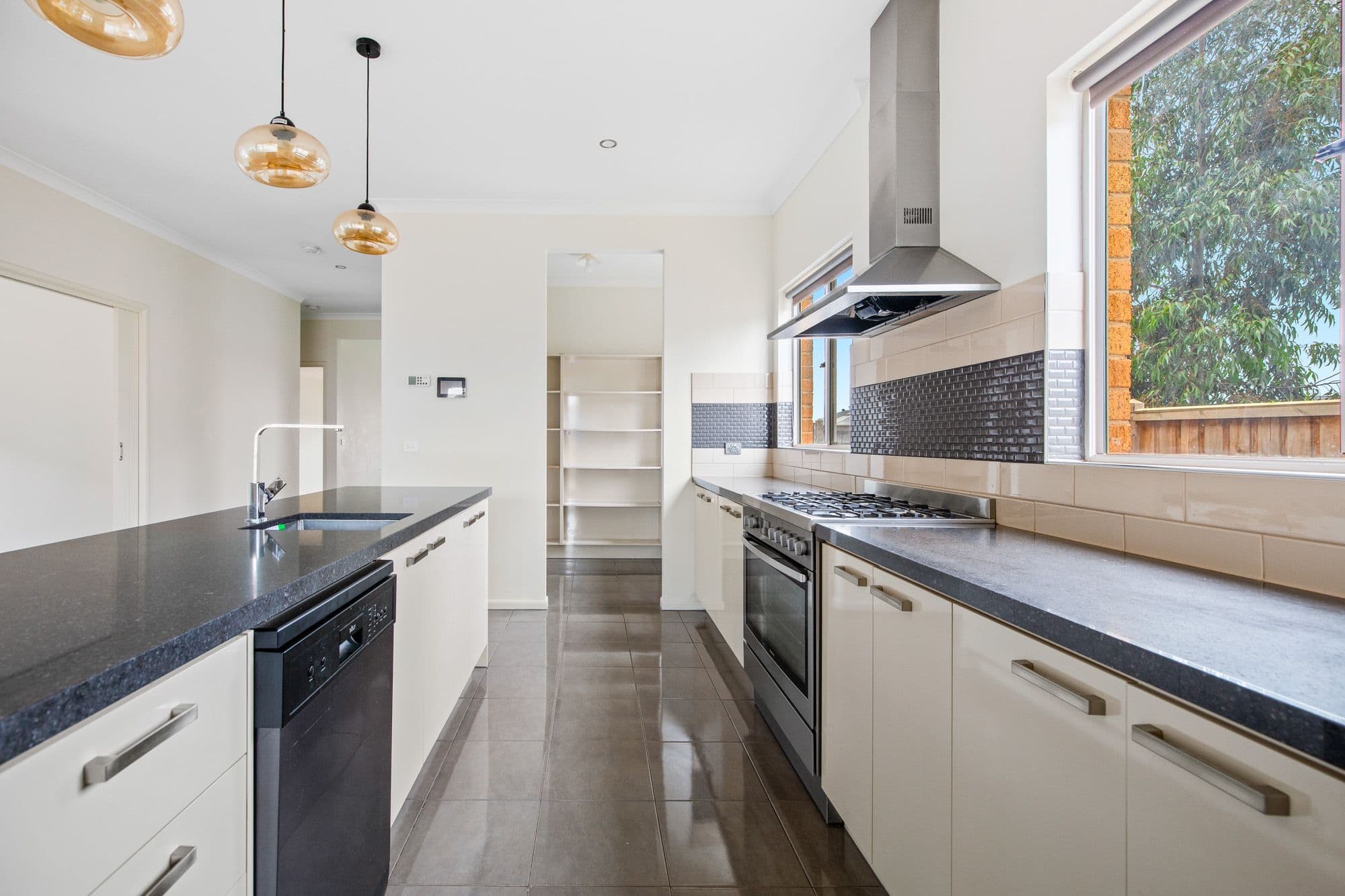 48 Wiltshire Boulevard, THORNHILL PARK VIC 3335, Thornhill Park - Thumbnail 2