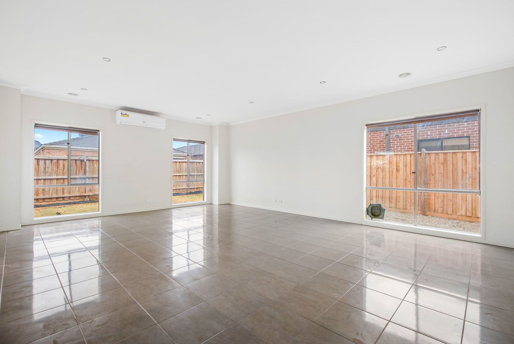 48 Wiltshire Boulevard, THORNHILL PARK VIC 3335, Thornhill Park - Thumbnail 5