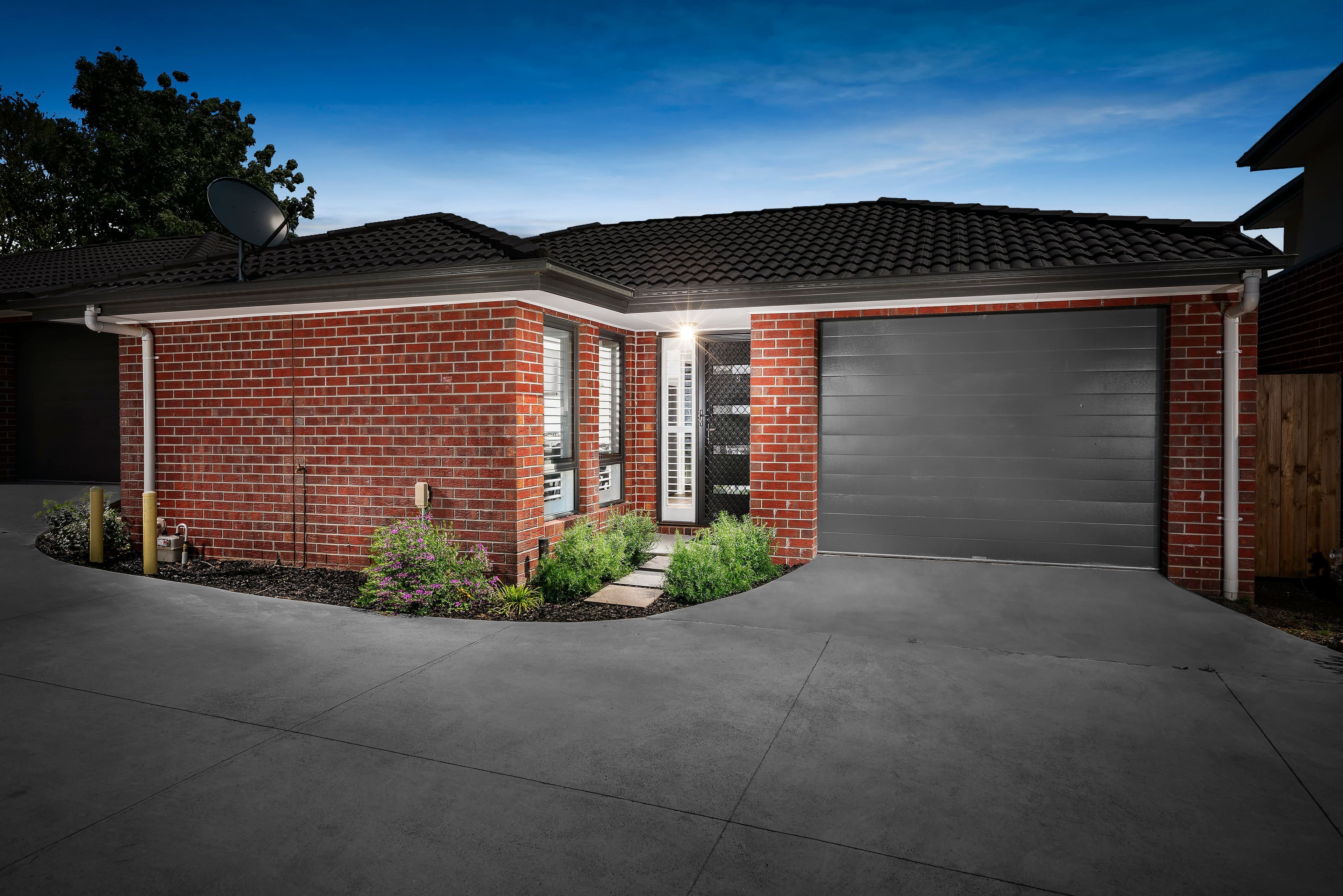 44 Sinclair Road, Bayswater VIC 3153, Bayswater - Image 1