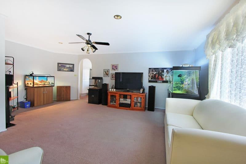 35 Horsley Drive, HORSLEY NSW 2530, Horsley - Thumbnail 4