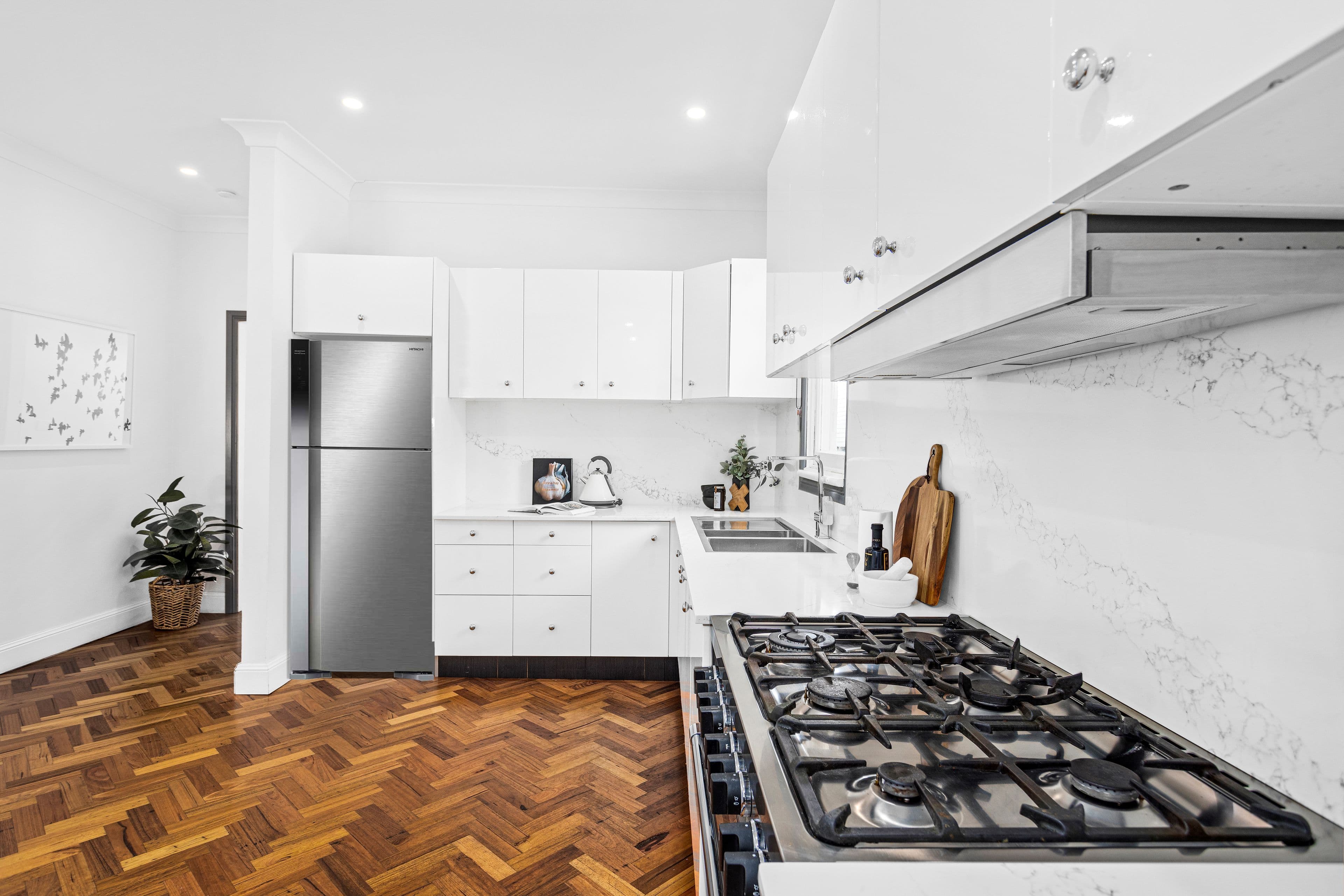 51 Woodlawn Avenue, Mangerton NSW 2500, Mangerton - Thumbnail 4